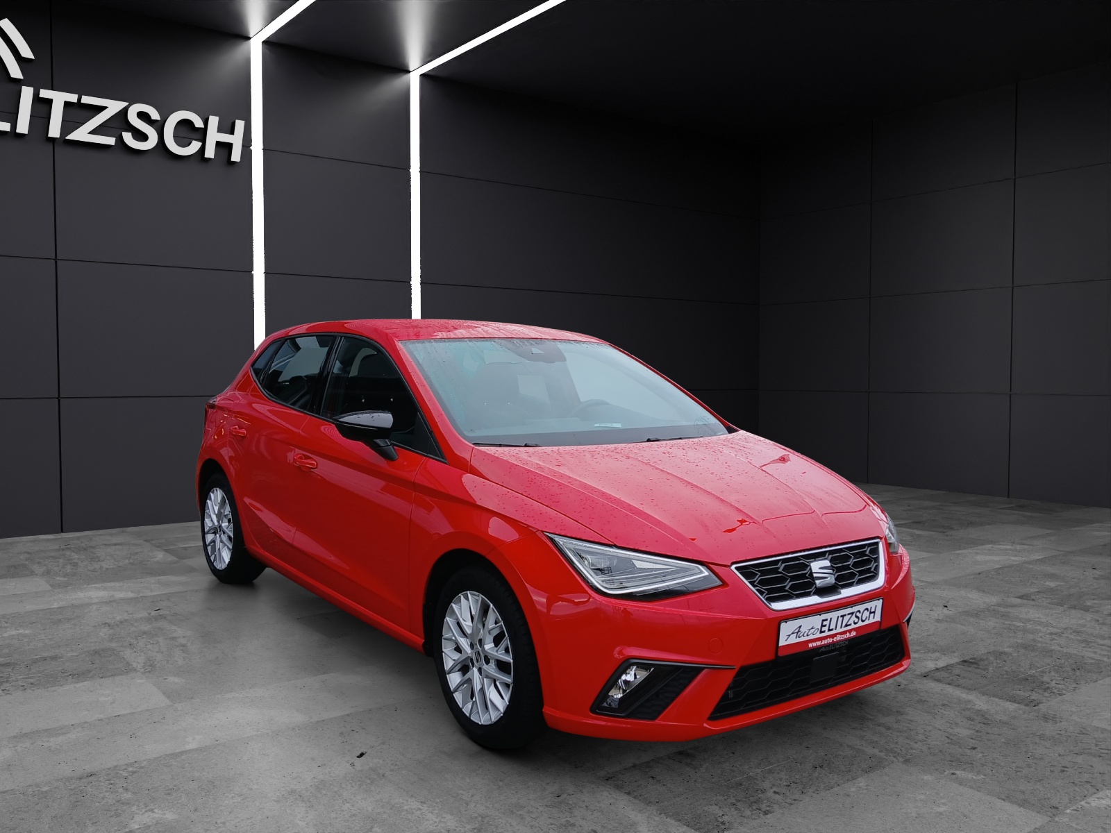 Fahrzeugabbildung SEAT Ibiza TSI FR-Line DSG LED Navi AID GRA PDC SH