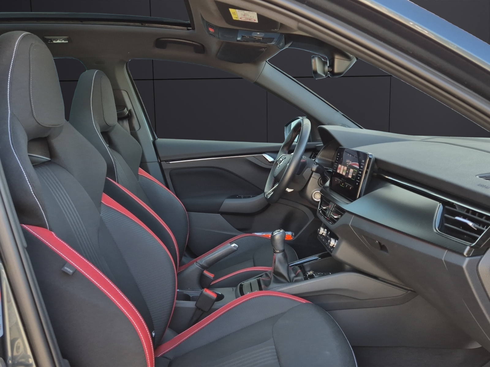 Fahrzeugabbildung SKODA Kamiq TSI Monte Carlo LED Navi Pano AID RFK SH beheiz FS 18