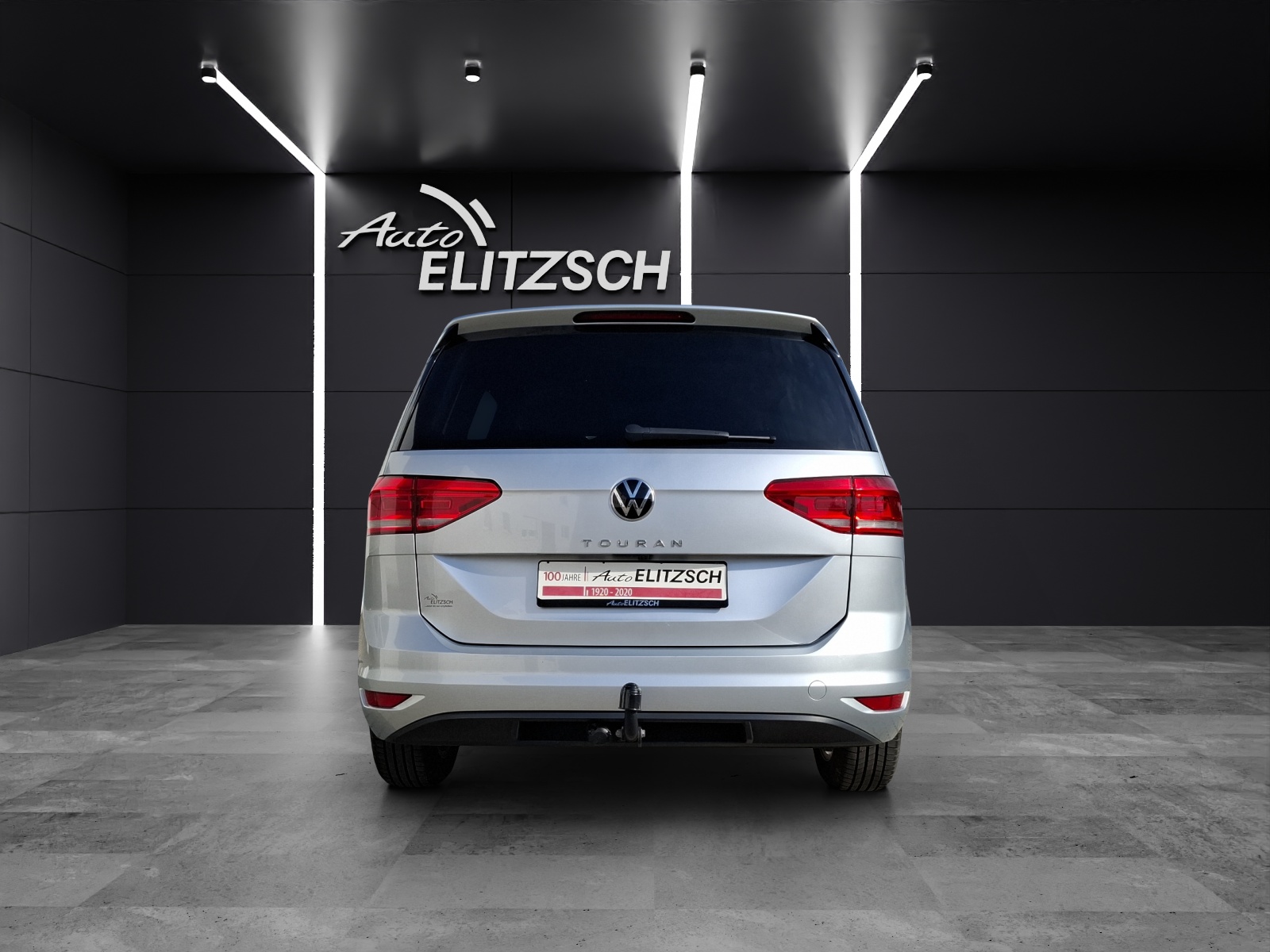 Fahrzeugabbildung Volkswagen Touran TSI Highline DSG 7-Si AHK AID ACC RFK SH LM