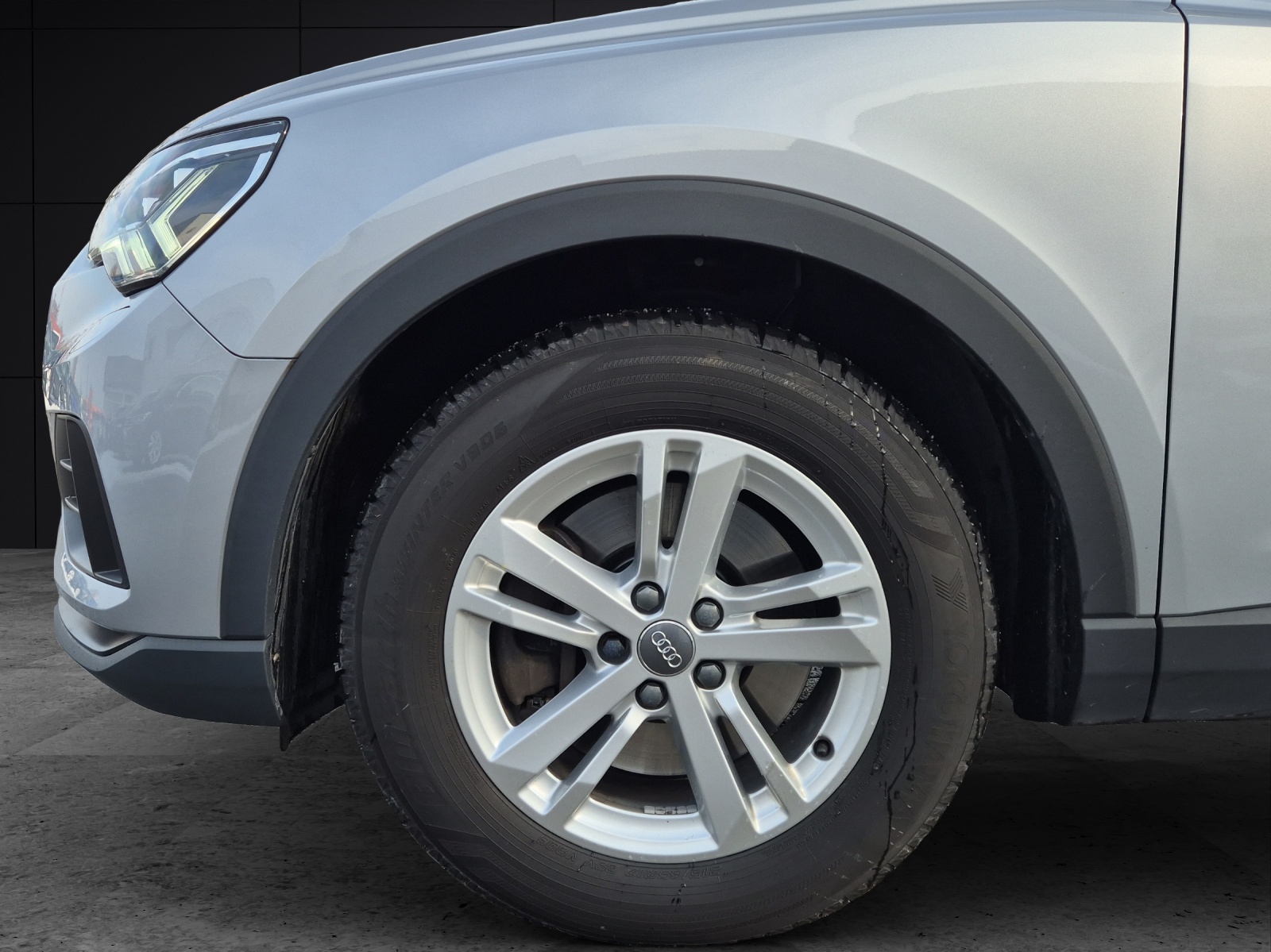 Fahrzeugabbildung Audi Q3 40 TFSI quattro S-tronic Standhzg. Matrix Navi AVC ACC RFK SH