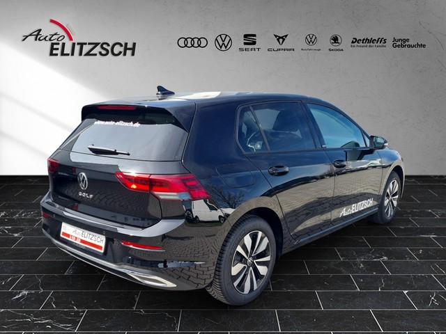 Fahrzeugabbildung Volkswagen Golf VIII 1.0 TSI Move Kamera