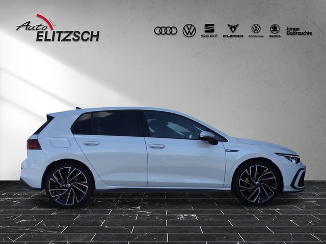 Fahrzeugabbildung Volkswagen Golf VIII GTD DSG Standhzg. Matrix Navi Leder AID ACC RFK HUD SH