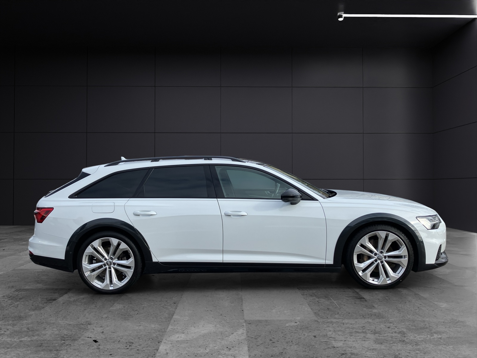 Fahrzeugabbildung Audi A6 Allroad 50 TDI Matrix Pano ACC B&O Navi DAB Head-up Tiptronic