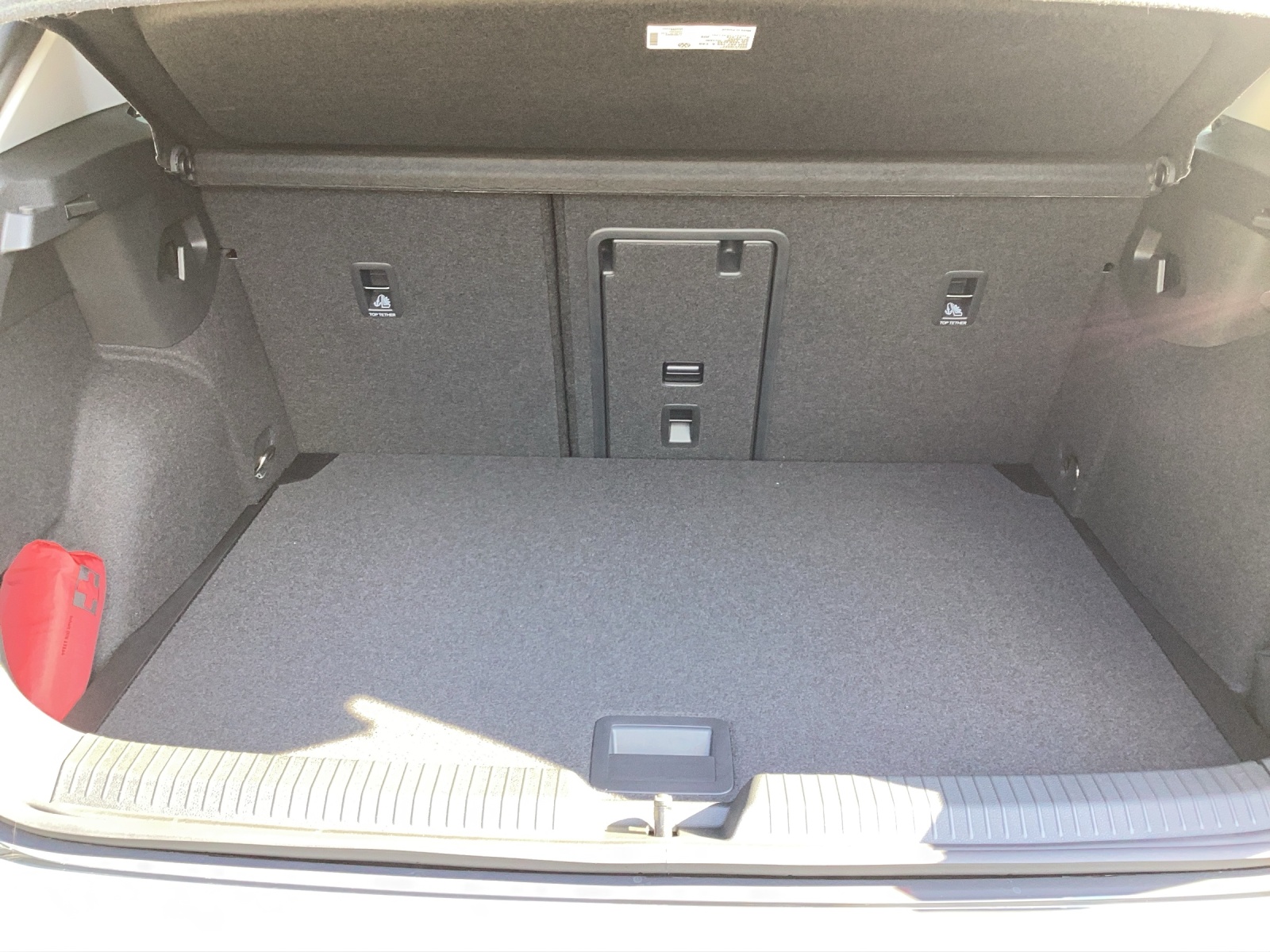 Fahrzeugabbildung Volkswagen Golf eTSI Energy LED readyToDiscover