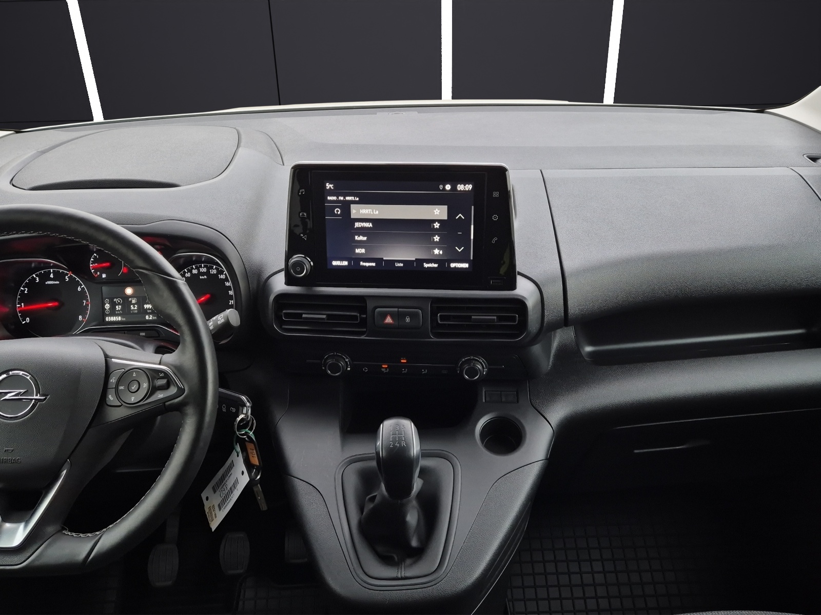 Fahrzeugabbildung Opel Combo Life Edition XL Kamera LHZ AppConnect DAB