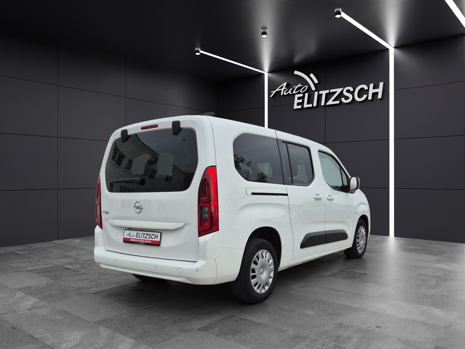 Fahrzeugabbildung Opel Combo Life Edition XL Kamera LHZ AppConnect DAB