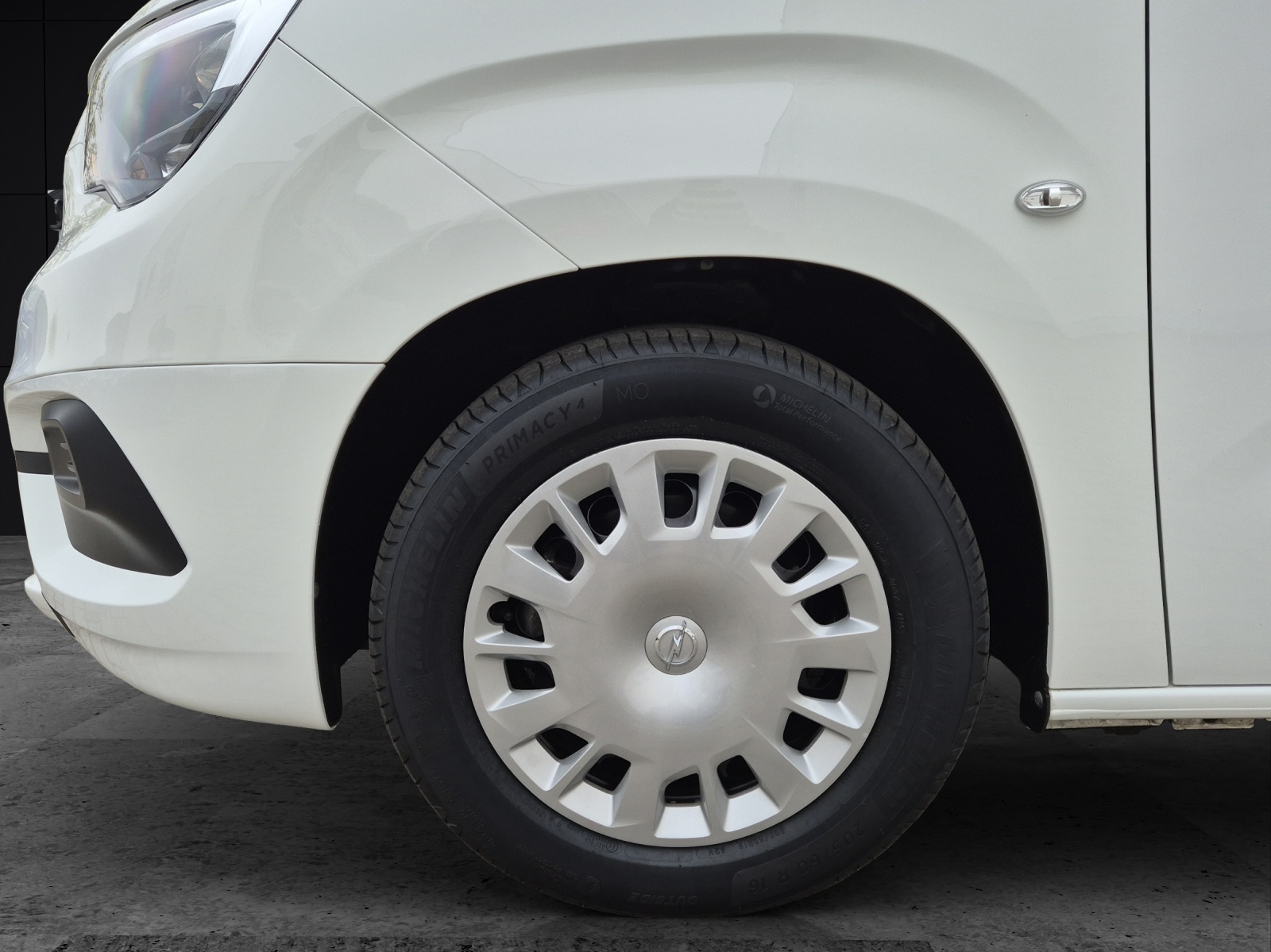 Fahrzeugabbildung Opel Combo Life Edition XL Kamera LHZ AppConnect DAB