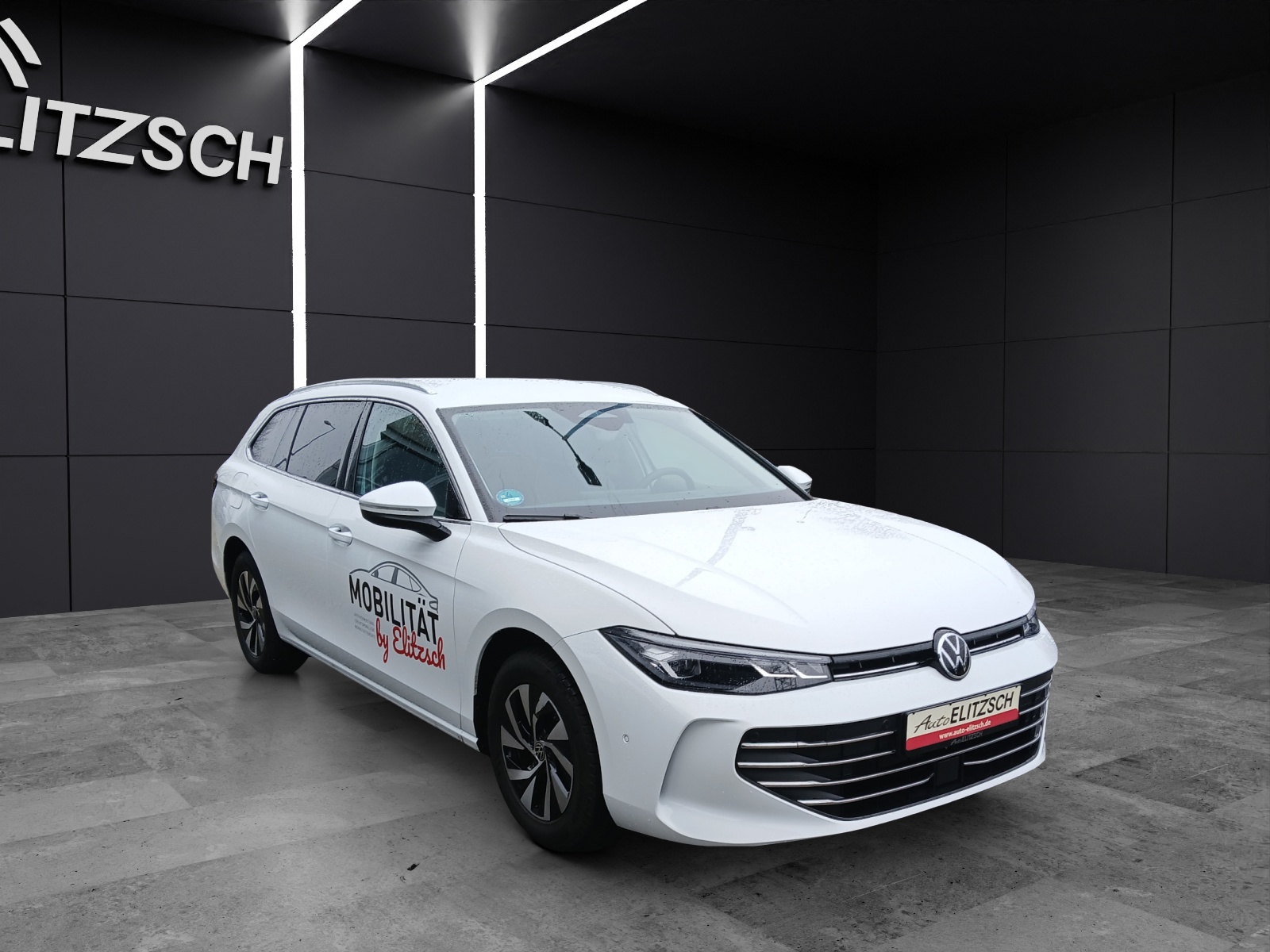 Fahrzeugabbildung Volkswagen Passat eTSI Business DSG LED Navi AID HUD ACC PDC SH LM