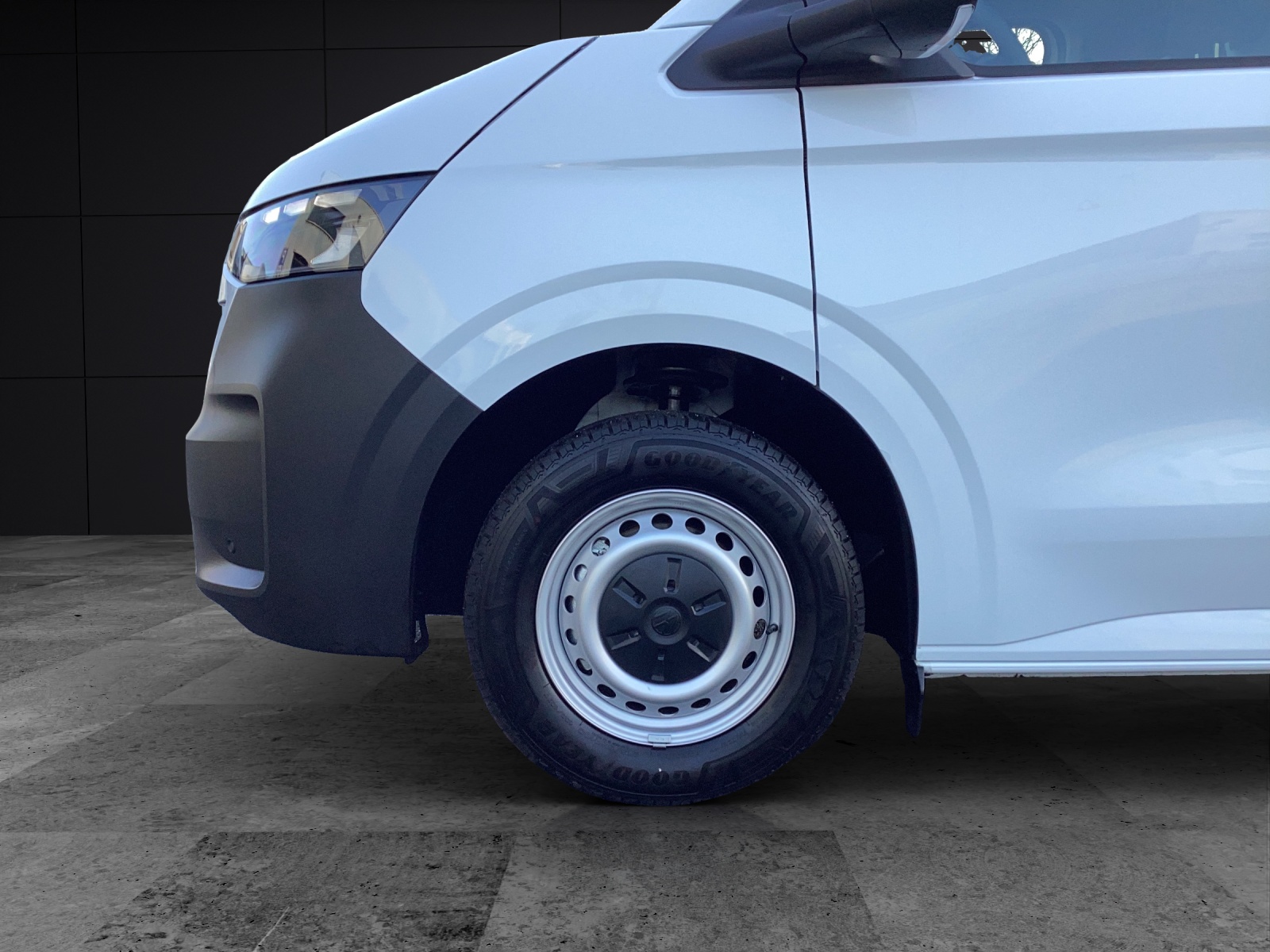 Fahrzeugabbildung Volkswagen T7 Transporter TDI Kasten AHK KLIMA LaneAssist RearView SideAssist