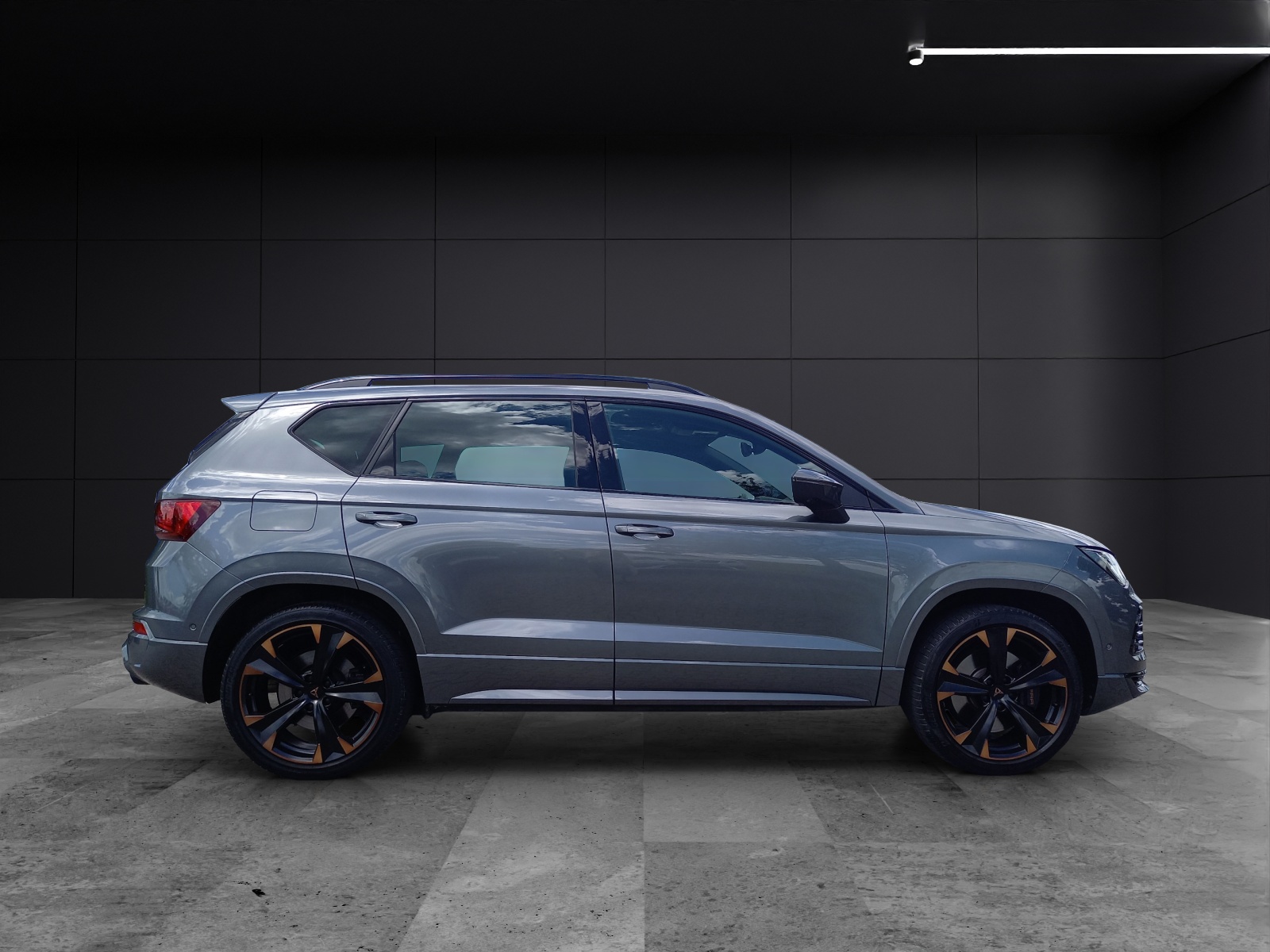 Fahrzeugabbildung CUPRA Ateca 4Drive 2.0 TSI DSG PANO BEATS ACC