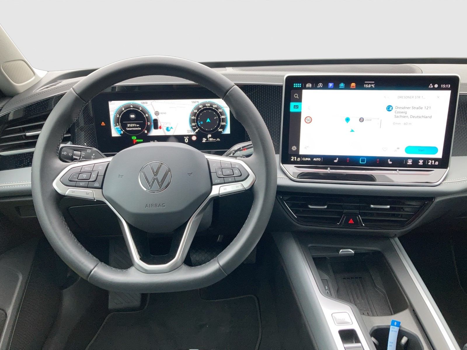 Fahrzeugabbildung Volkswagen Passat Variant eTSI Business DSG LED Navi AID HUD ACC RFK SHZ