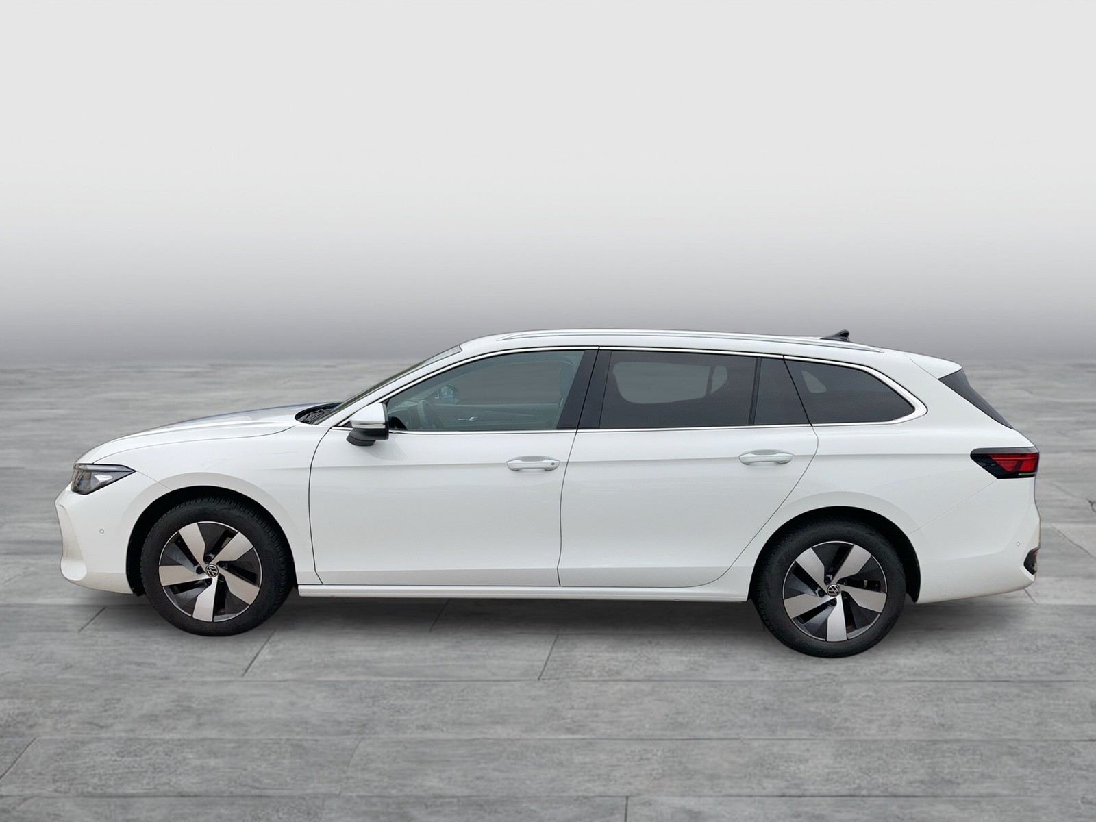 Fahrzeugabbildung Volkswagen Passat Variant eTSI Business DSG LED Navi AID HUD ACC RFK SHZ