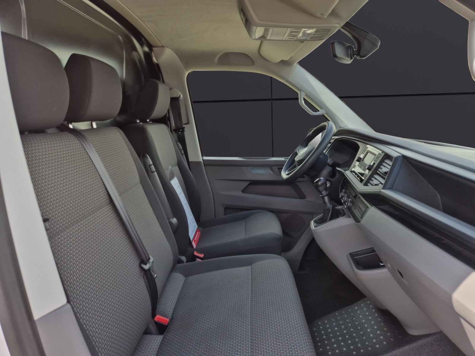Fahrzeugabbildung Volkswagen T6 Transporter T6.1 TDI Kasten STANDHZG AHK LED KLIMA GRA PDC SH