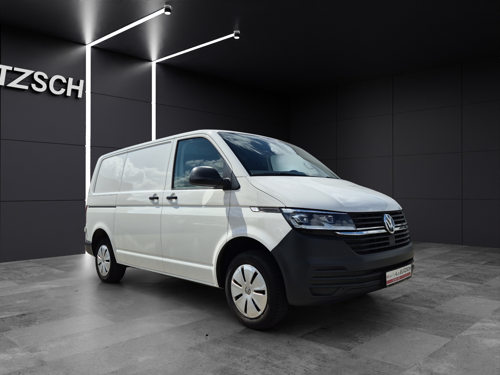 Fahrzeugabbildung Volkswagen T6 Transporter T6.1 TDI Kasten STANDHZG AHK LED KLIMA GRA PDC SH