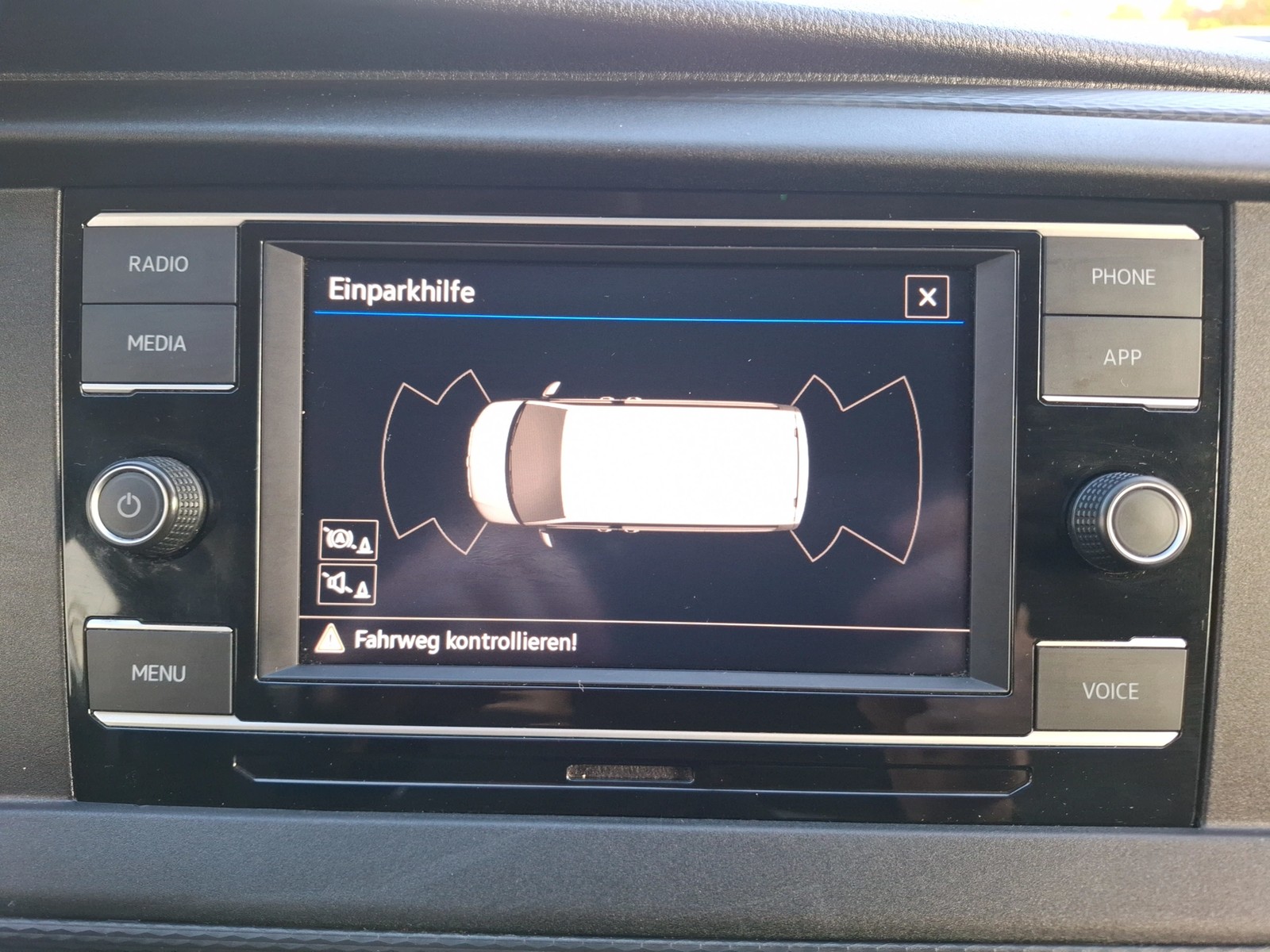 Fahrzeugabbildung Volkswagen T6 California T6.1 TDI Beach-Tour Standhzg. LED AHK CarPlay GRA PDC SH