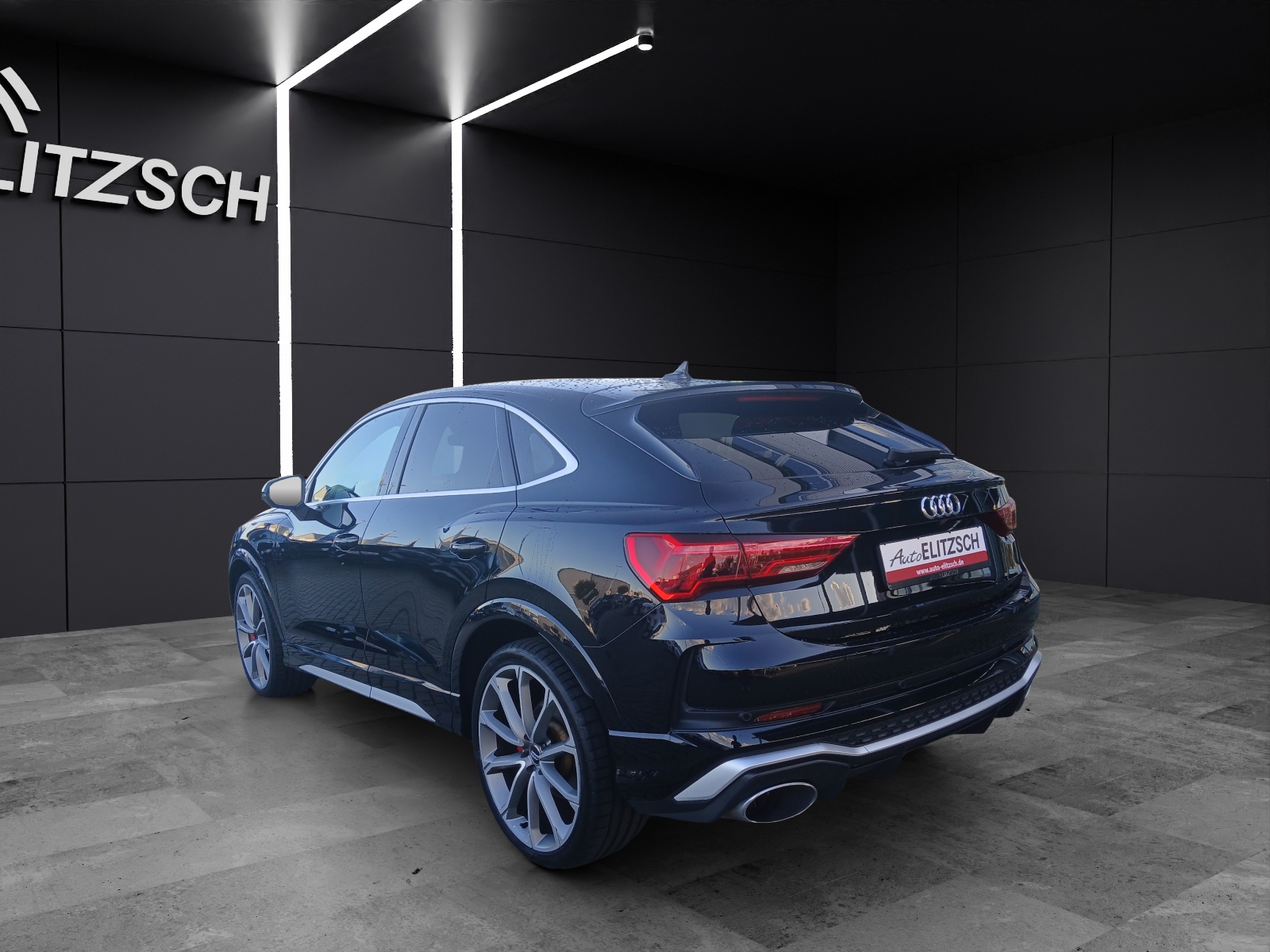 Fahrzeugabbildung Audi RS Q3 Sportback TFSI quattro MATRIX ACC 21