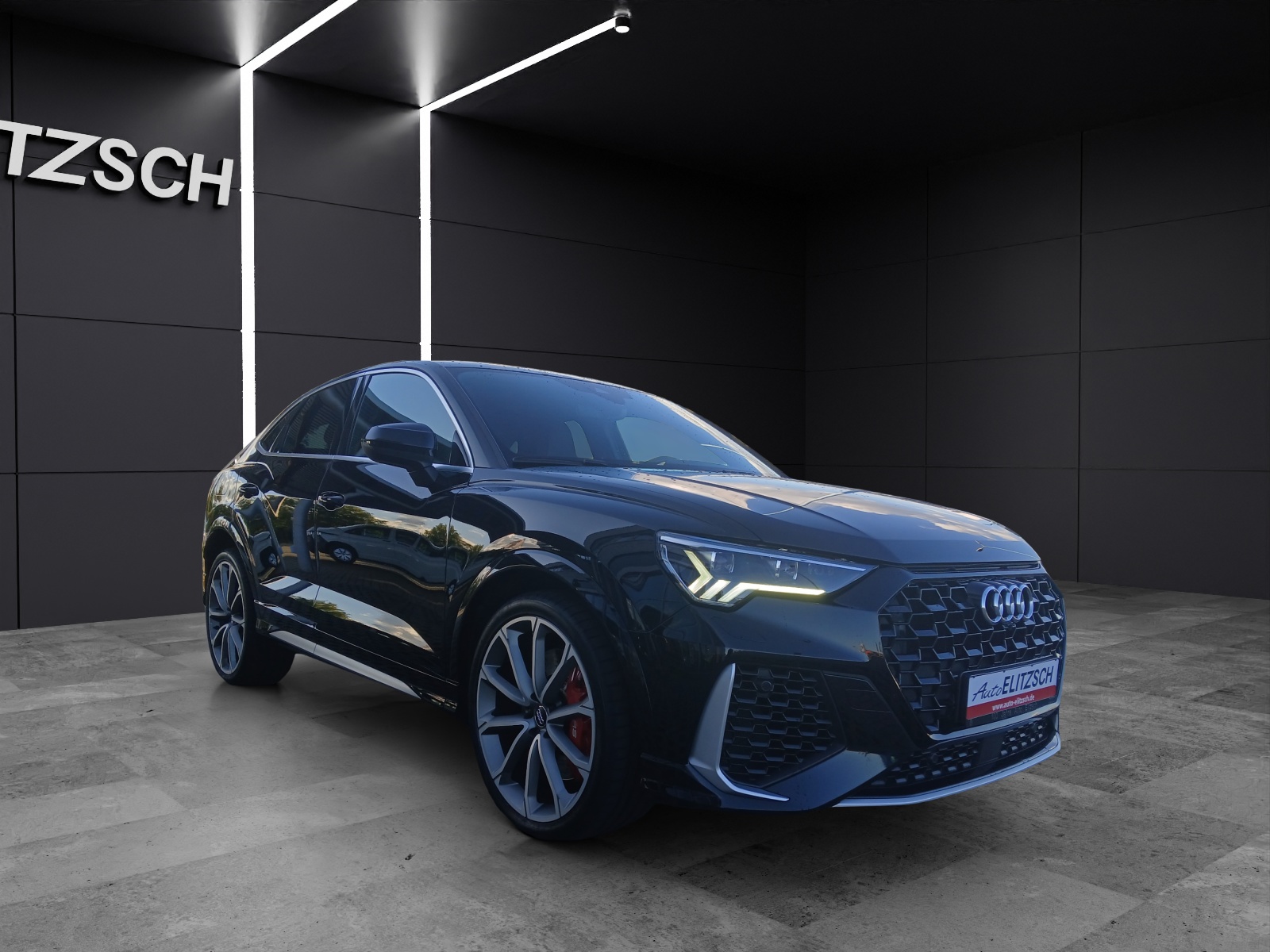 Fahrzeugabbildung Audi RS Q3 Sportback TFSI quattro MATRIX ACC 21