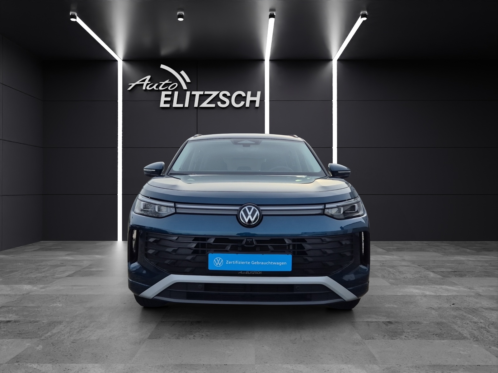 Fahrzeugabbildung Volkswagen Tayron TDI Life DSG 4M Matrix 7-Si. AHK Navi AID ACC RFK SH 18