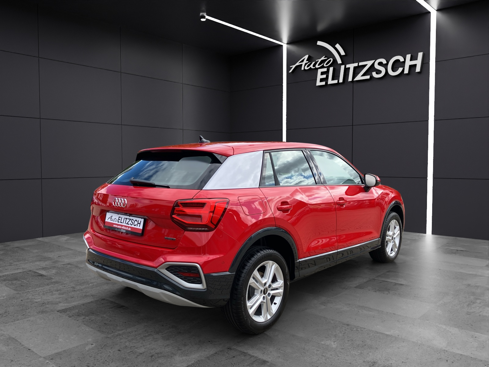 Fahrzeugabbildung Audi Q2 40 TFSI quattro advanced