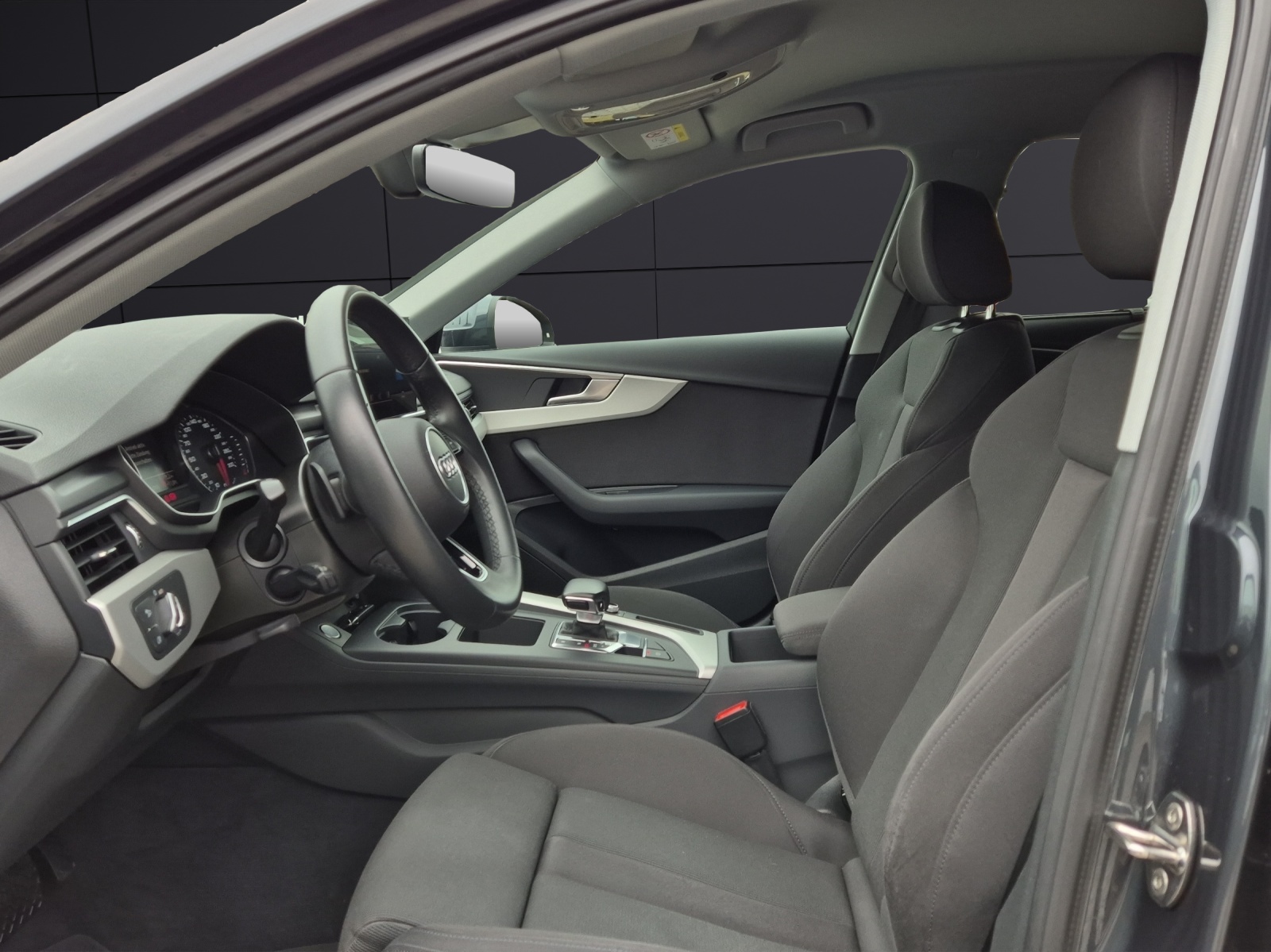 Fahrzeugabbildung Audi A4 Avant 35 TFSI advanced S-tronic Navi GRA PDC SH