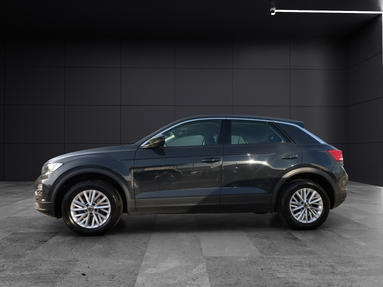 Fahrzeugabbildung Volkswagen T-Roc TSI AHK SHZ Klima WeConnect DAB+