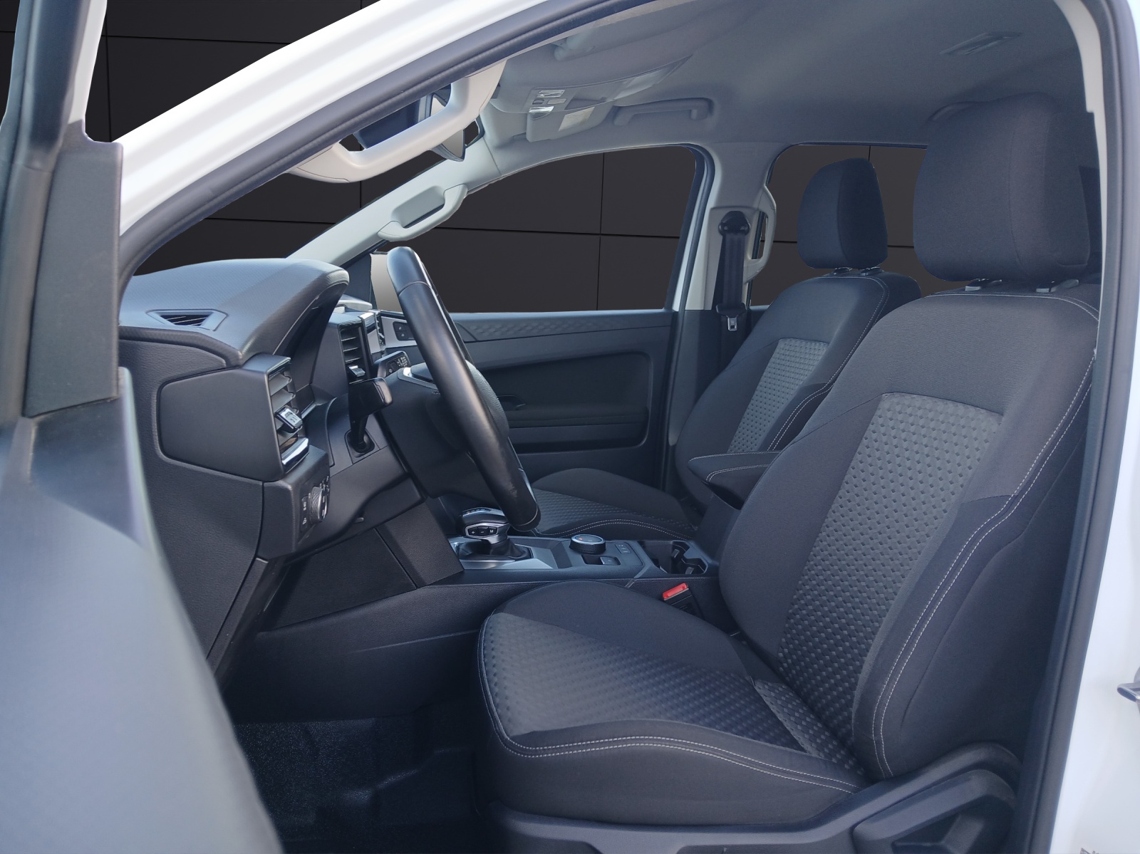 Fahrzeugabbildung Volkswagen Amarok TDI Life DSG Doka 4M LED AHK AID