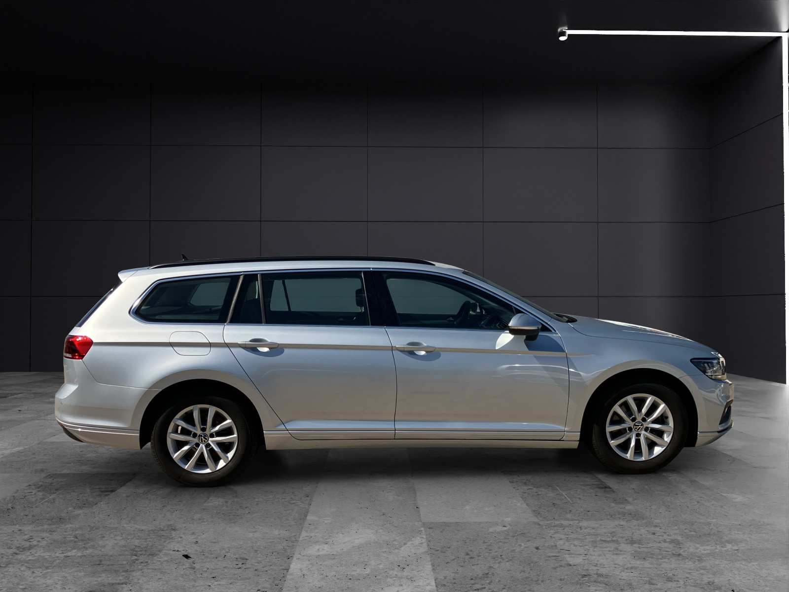 Fahrzeugabbildung Volkswagen Passat Variant TDI Business DSG LED Navi ACC RFK AHK SH