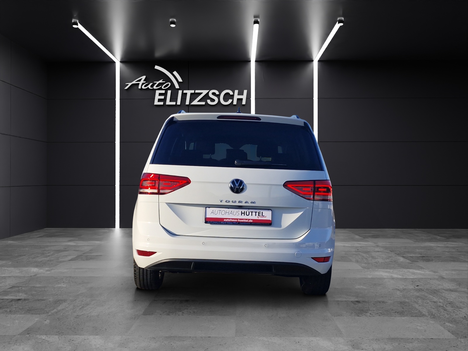 Fahrzeugabbildung Volkswagen Touran Comfortline BMT/Start-Stopp RFK ACC SH