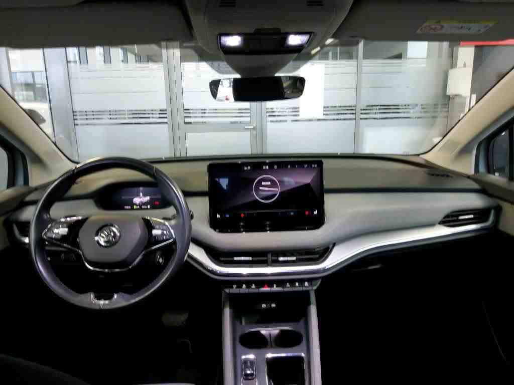 Fahrzeugabbildung SKODA Enyaq 60 Loft LED AHK Navi ACC RFK WP SH