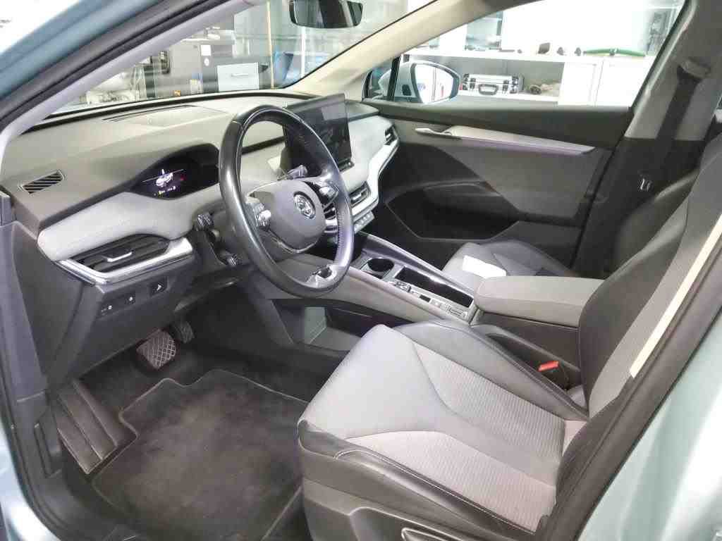 Fahrzeugabbildung SKODA Enyaq 60 Loft LED AHK Navi ACC RFK WP SH