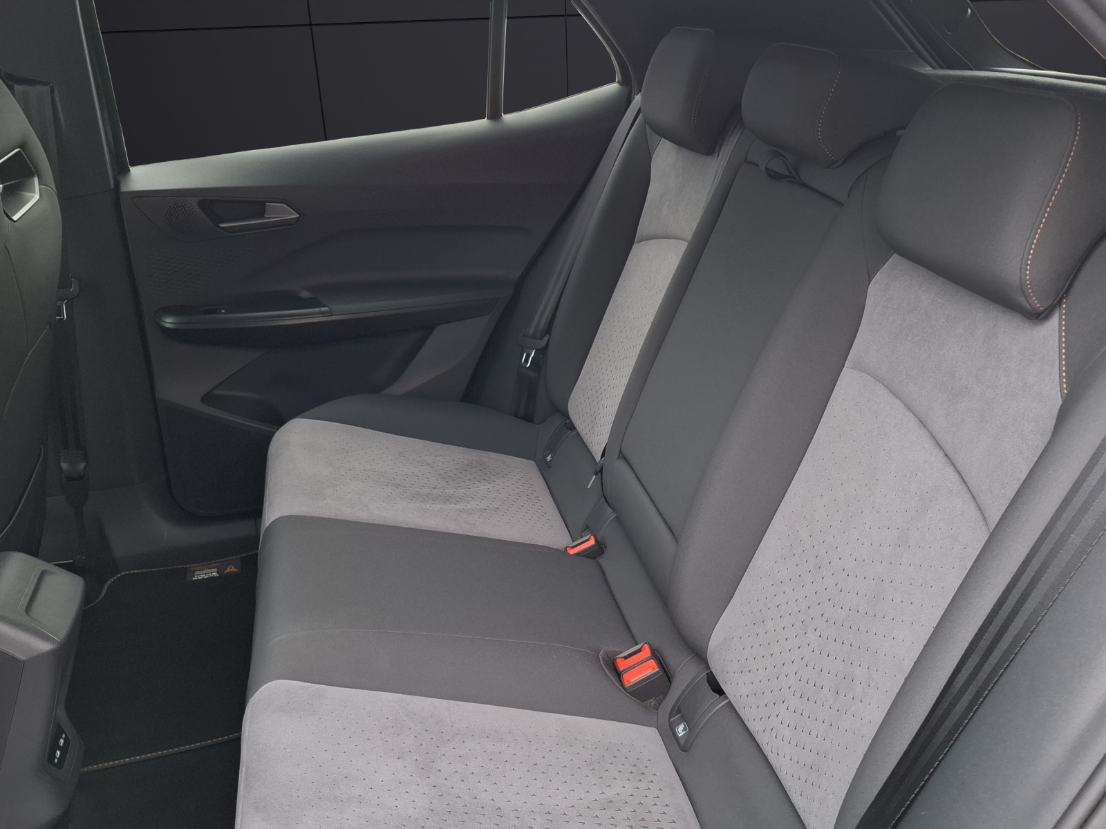 Fahrzeugabbildung CUPRA Born LED Navi ACC RFK beats SH 19