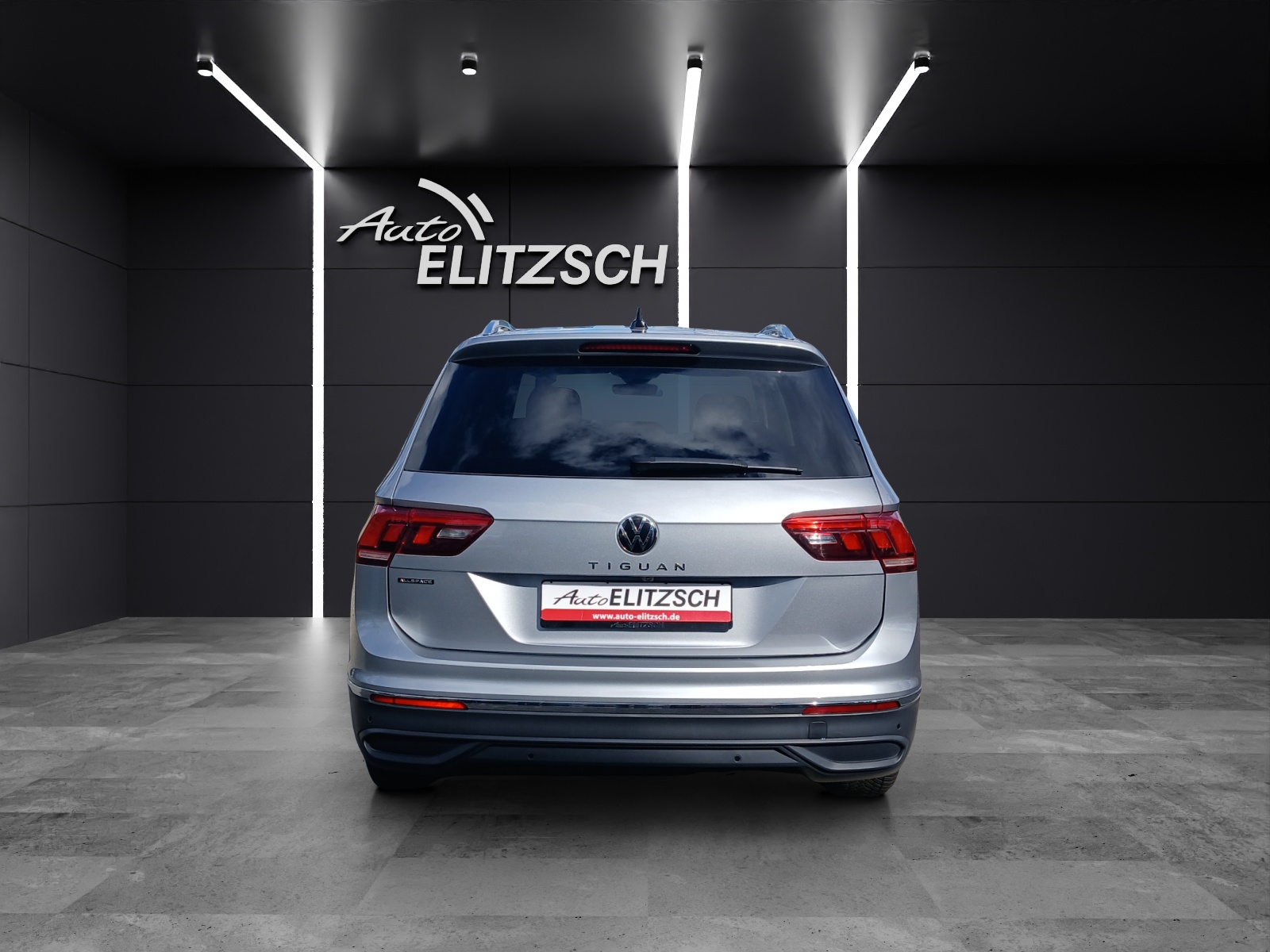 Fahrzeugabbildung Volkswagen Tiguan Allspace TDI Life DSG 7-Si LED AHK Navi AID ACC RFK SH
