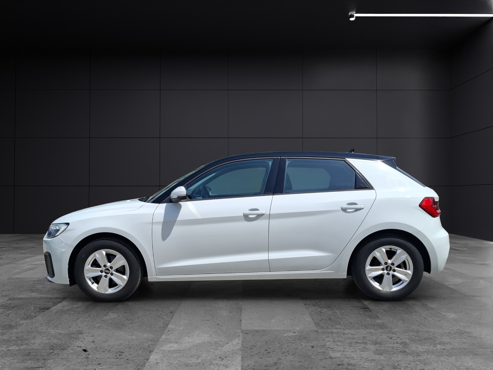 Fahrzeugabbildung Audi A1 Sportback 30 TFSI S-tronic LED Navi AVC GRA PDC SH