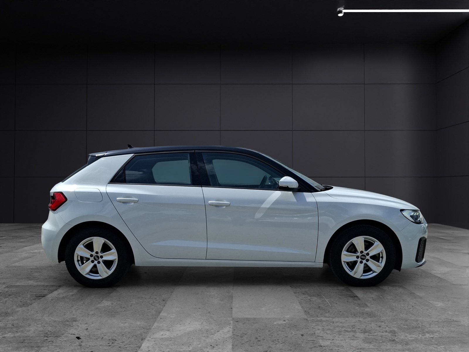 Fahrzeugabbildung Audi A1 Sportback 30 TFSI S-tronic LED Navi AVC GRA PDC SH