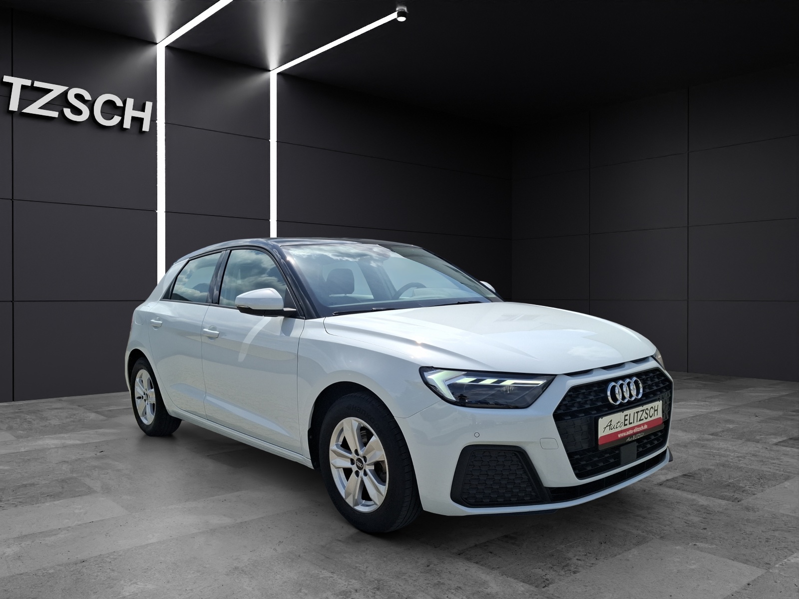 Fahrzeugabbildung Audi A1 Sportback 30 TFSI S-tronic LED Navi AVC GRA PDC SH