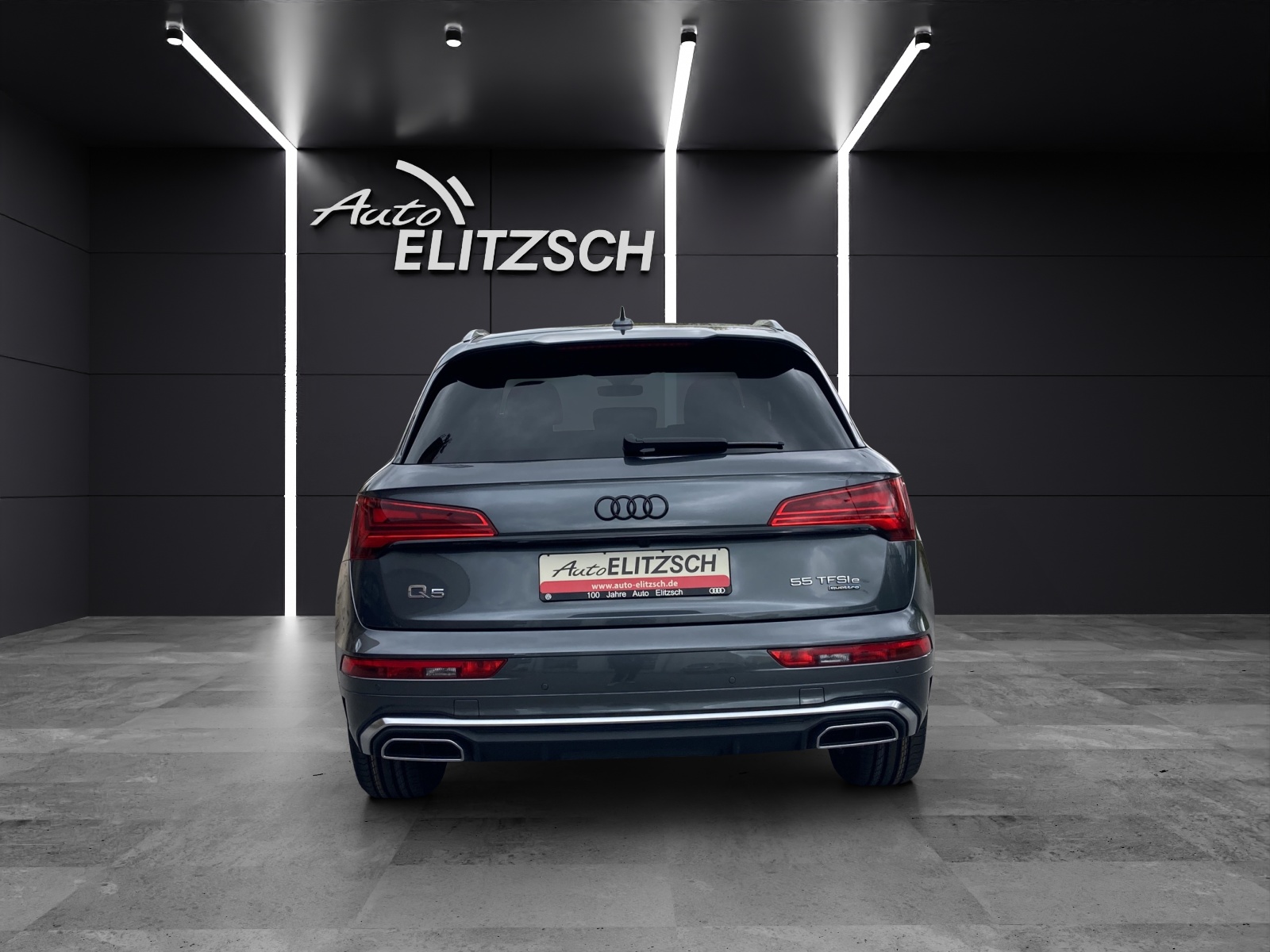 Fahrzeugabbildung Audi Q5 55 TFSI e quattro S-line