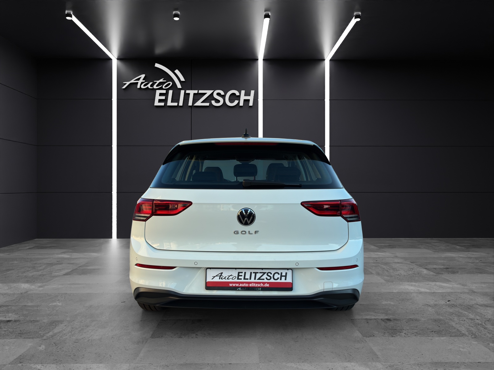 Fahrzeugabbildung Volkswagen Golf VIII Life DSG TDI LED ACC SH PDC Ambiente Navi Klima