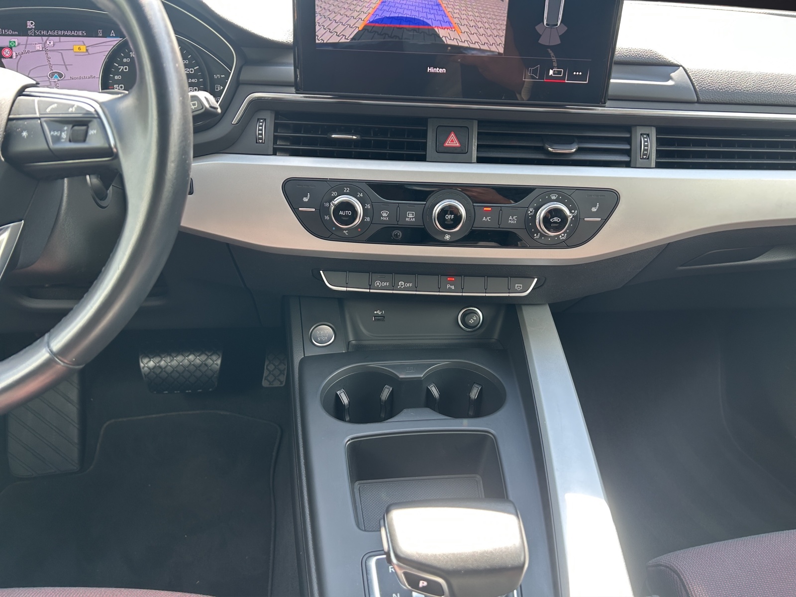 Fahrzeugabbildung Audi A4 Avant 35 TFSI S tronic ACC RKF CLIMA LED