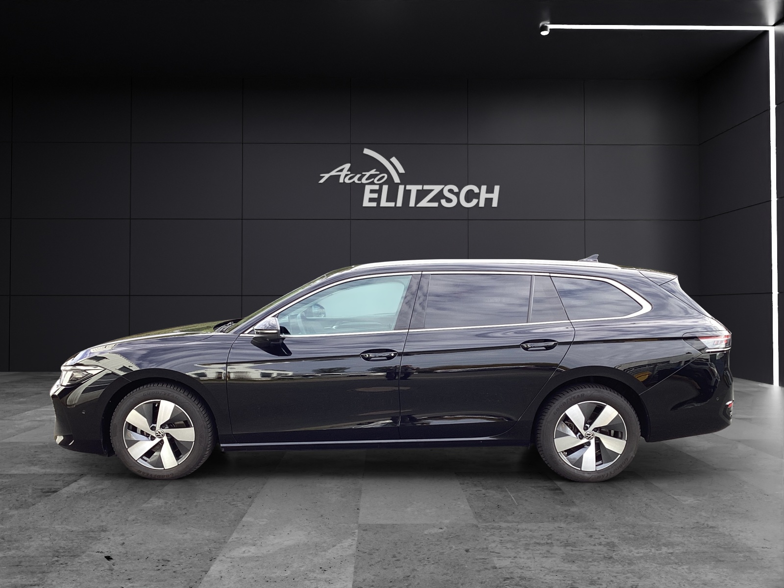 Fahrzeugabbildung Volkswagen Passat TDI DSG Elegance Matrix STH AHK AppCon Pano Leder AID ACC 360° Navi SH