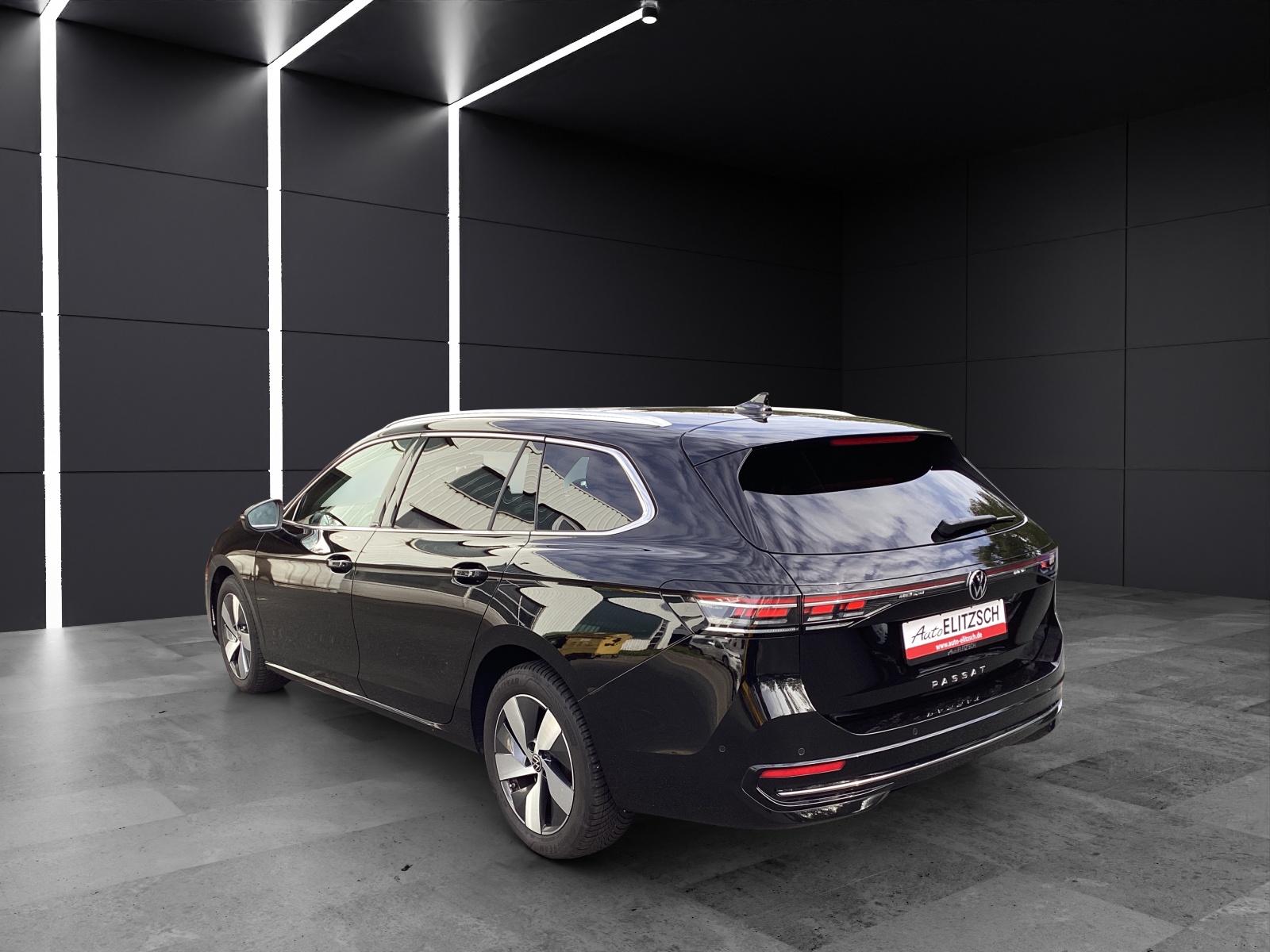 Fahrzeugabbildung Volkswagen Passat TDI DSG Elegance Matrix STH AHK AppCon Pano Leder AID ACC 360° Navi SH