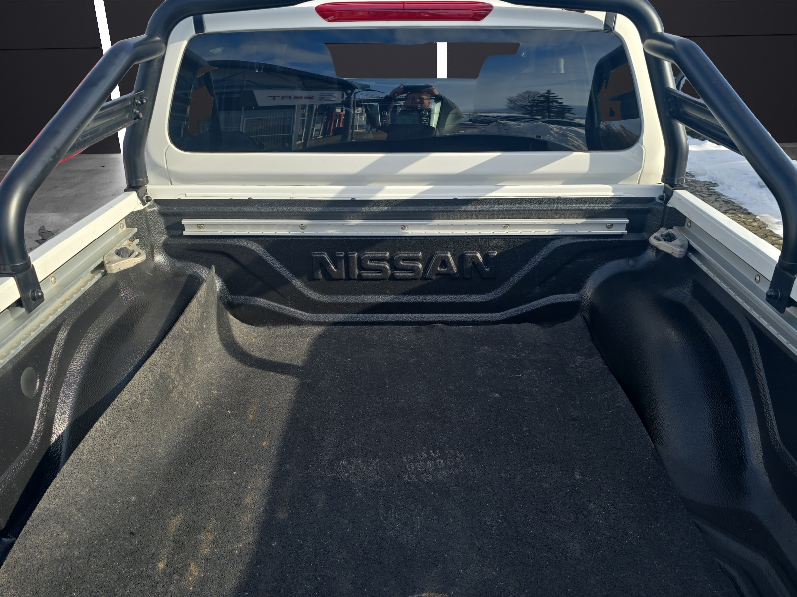 Fahrzeugabbildung Nissan Navara NP300 Tekna Double Cab 4x4 LED Navi AHK SHZ Kamera