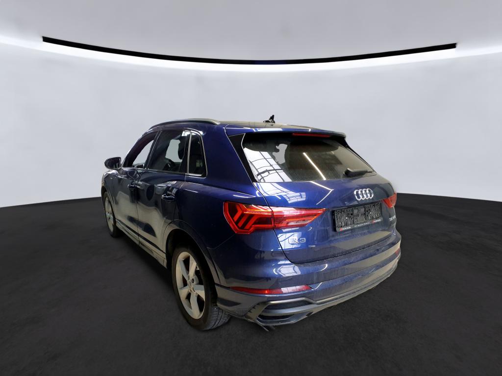 Fahrzeugabbildung Audi Q3 35 TFSI S-line S-tronic LED AVC APP ACC PDC SH