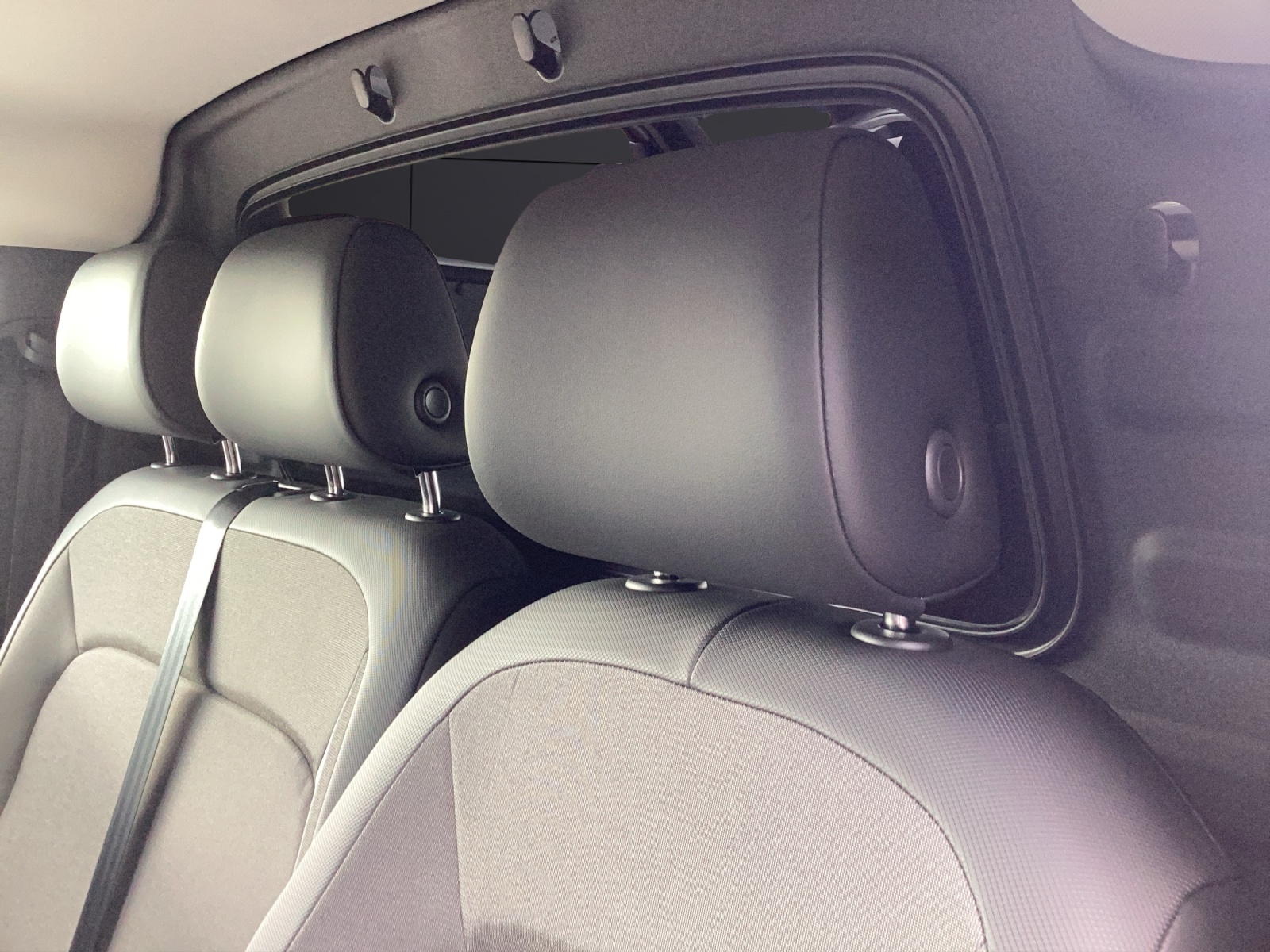 Fahrzeugabbildung Volkswagen ID. Buzz Cargo Pro AHK IQ Light ACC PDC REAR VIEW KLIMA