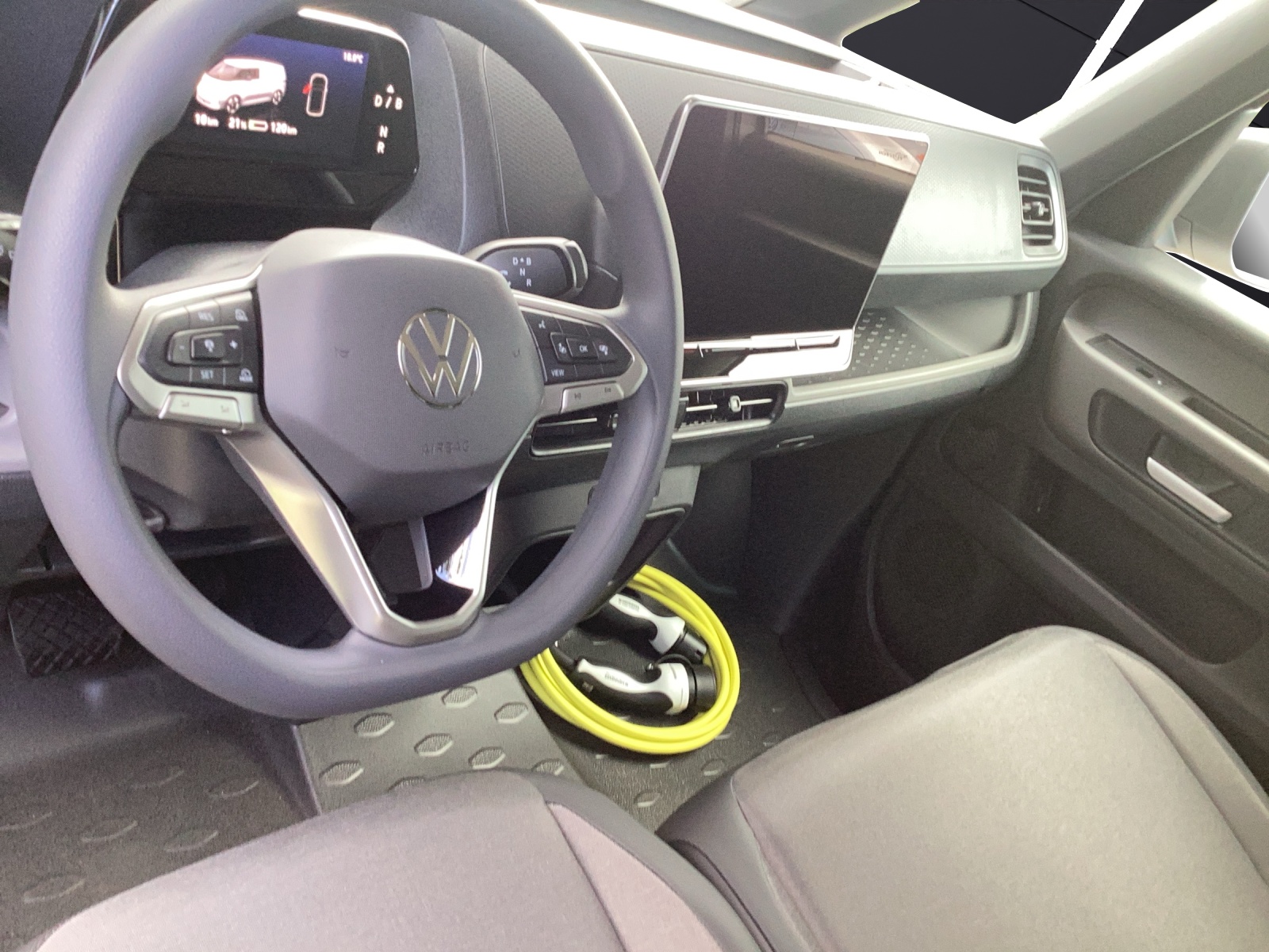 Fahrzeugabbildung Volkswagen ID. Buzz Cargo Pro AHK IQ Light ACC PDC REAR VIEW KLIMA