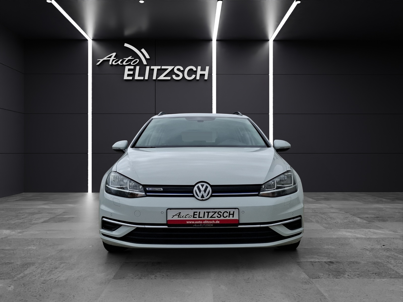 Fahrzeugabbildung Volkswagen Golf VII Variant TSI Comfortline Navi ACC RFK SH LM