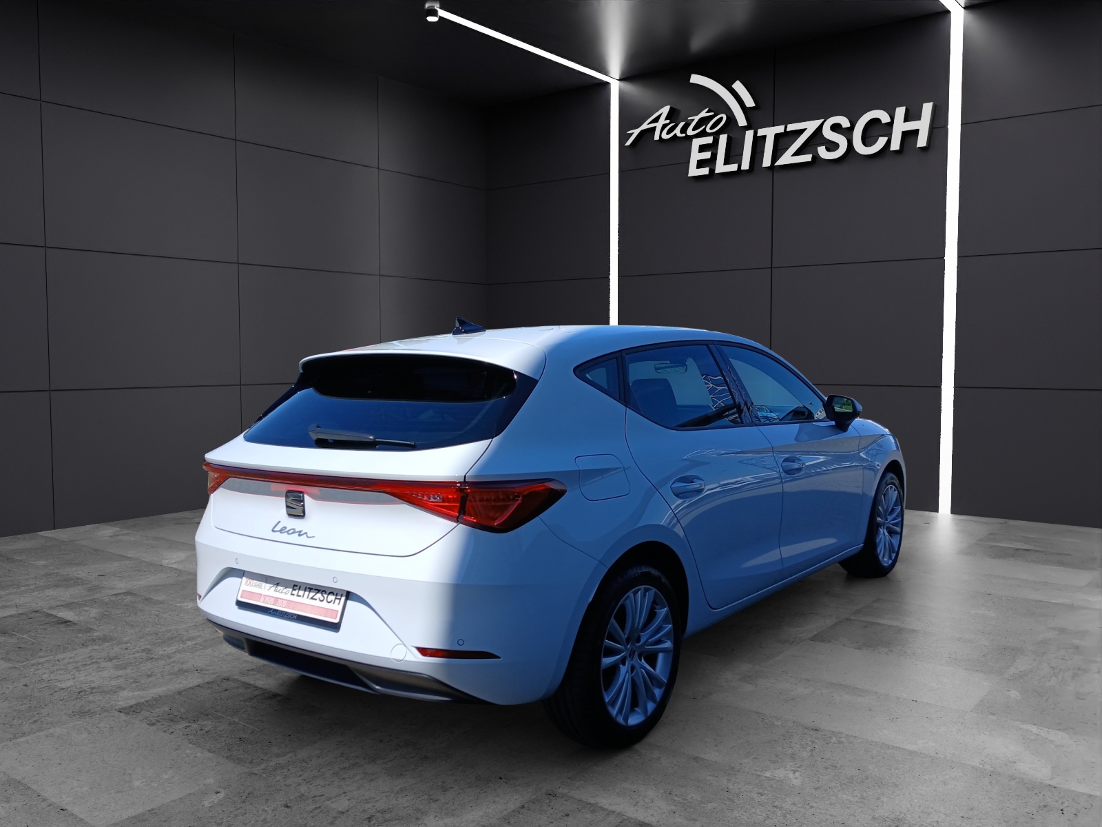 Fahrzeugabbildung SEAT Leon 1.0 TSI Style LED Climatronic GRA PDC SH LM