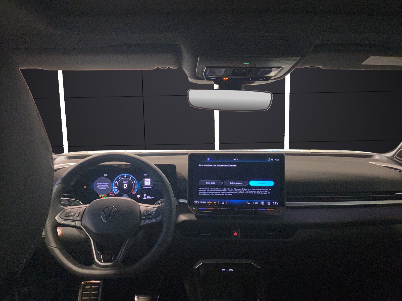 Fahrzeugabbildung Volkswagen T-Roc R-Line-Black-Style AHZV IQ.LIGHT SH H&K