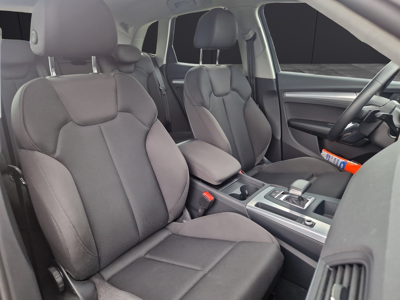 Fahrzeugabbildung Audi Q5 TDI quattro S line Navi RearView