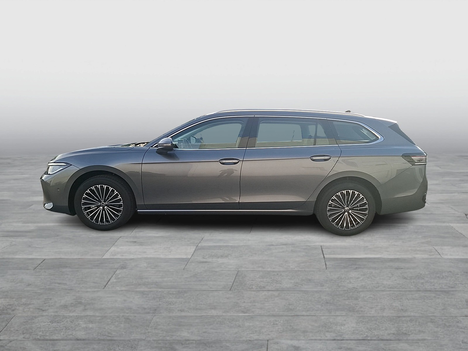 Fahrzeugabbildung Volkswagen Passat Variant eTSI Elegance DSG Matrix AHK Navi AID HUD ACC RFK SH