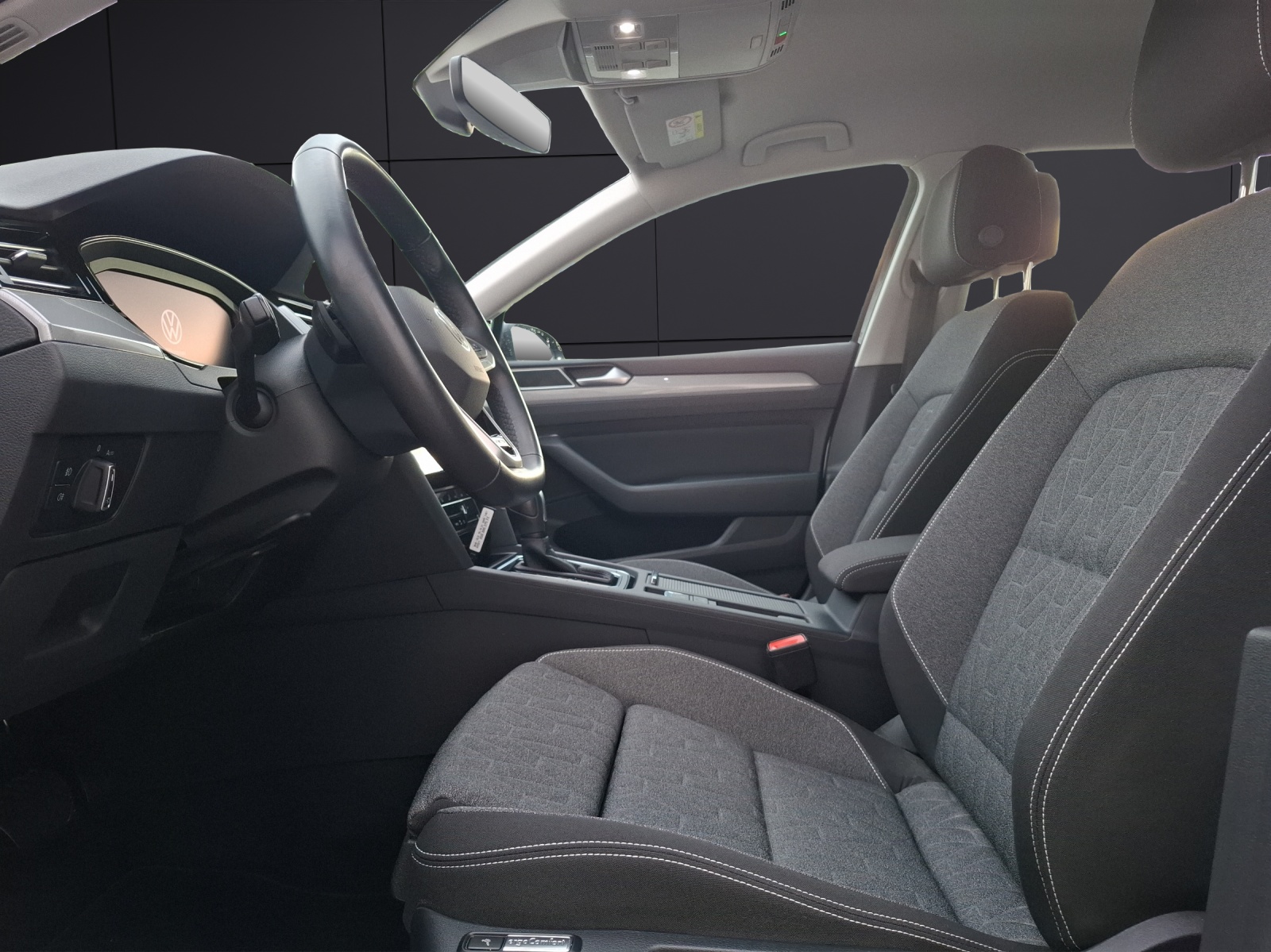 Fahrzeugabbildung Volkswagen Passat Variant TDI Business DSG 4M Standhzg. Matrix Navi AID ACC RFK SH